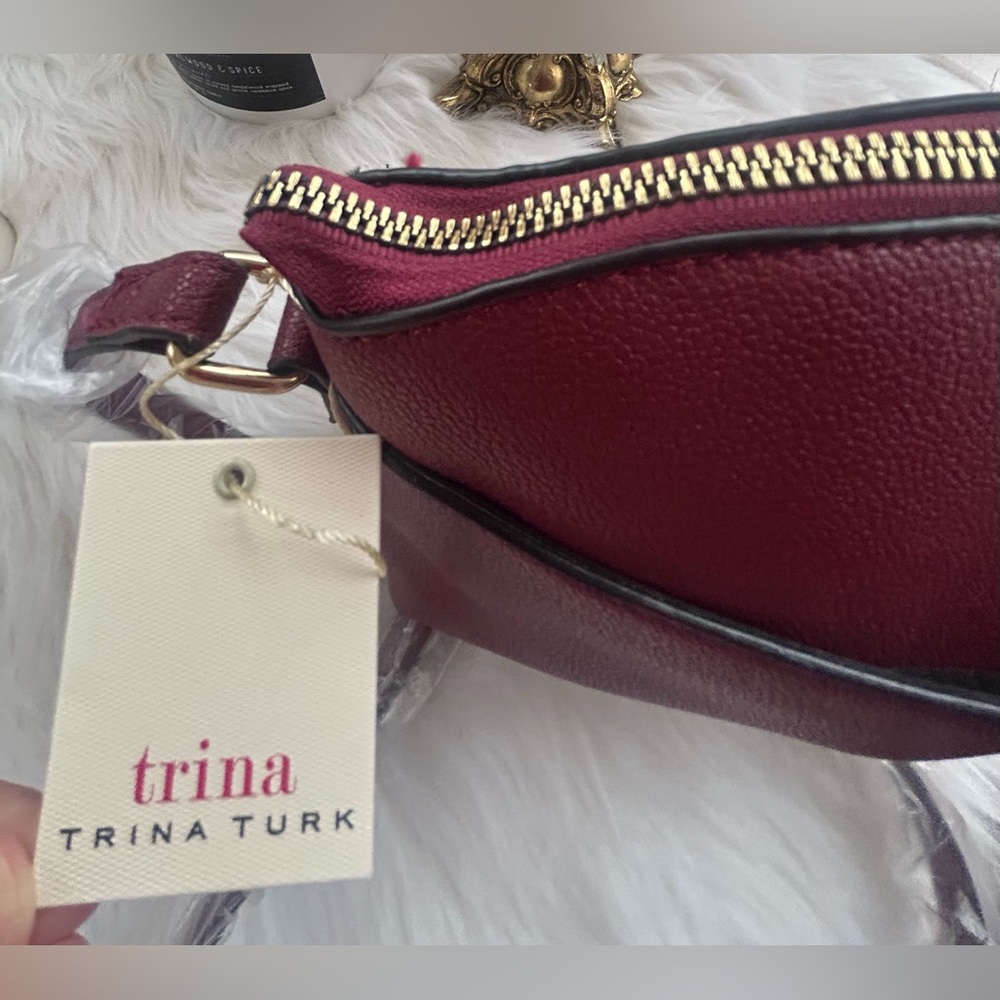 Trina Turk NWT Crossbody Bag - Picture 5 of 16